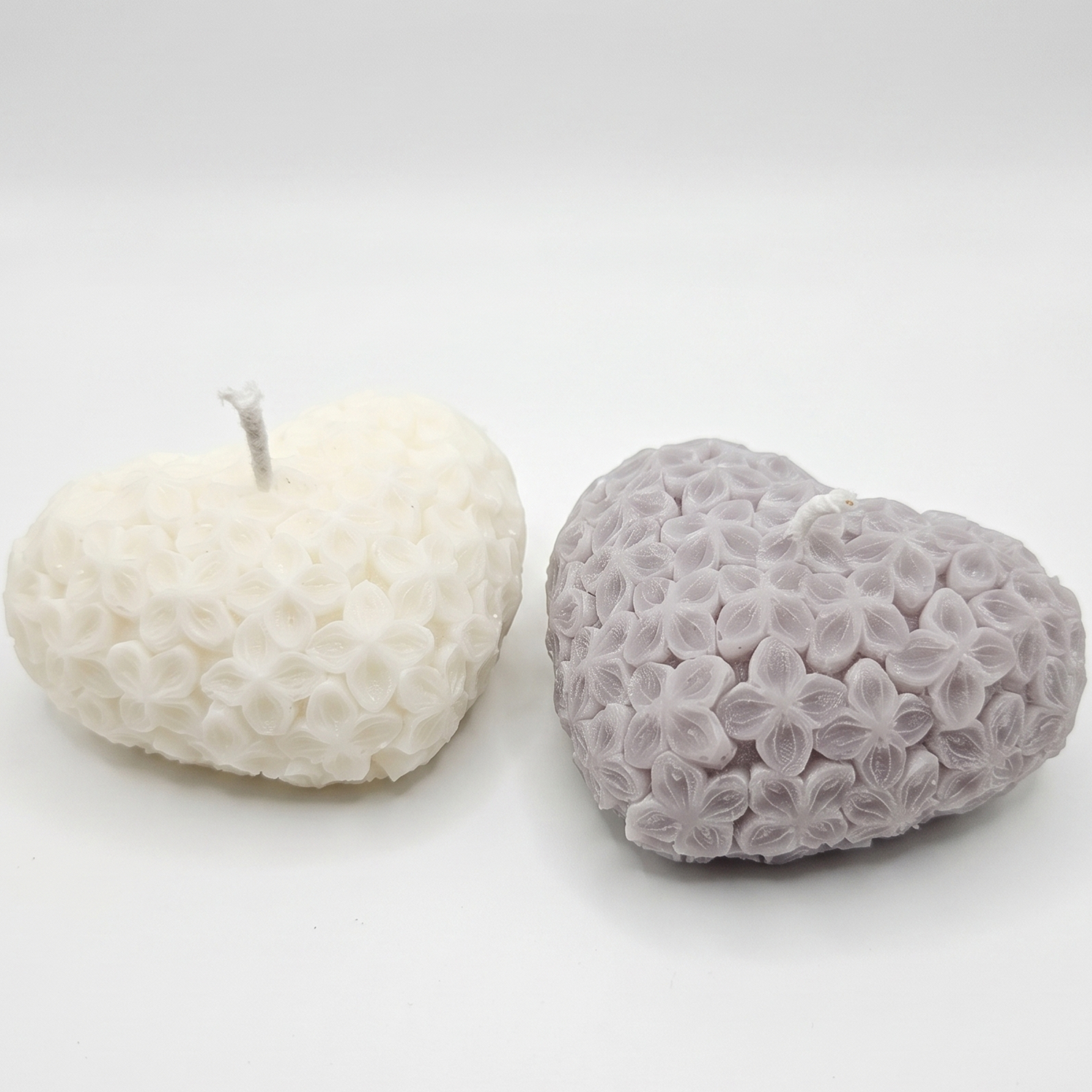 Bougie décorative Cœur fleuri - Blanc / Noix de coco