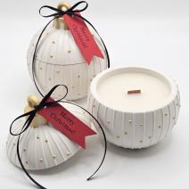 Bougie Christmas Bauble Charming - Blanche / Or / Magie d'hiver